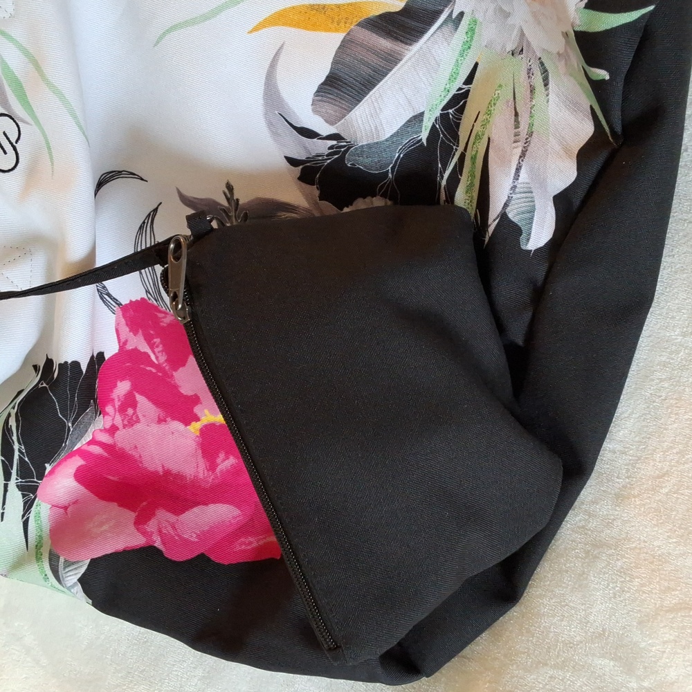 Calia by Carrie Underwood Canvas Swim Tote NWT! - Picture 6 of 11